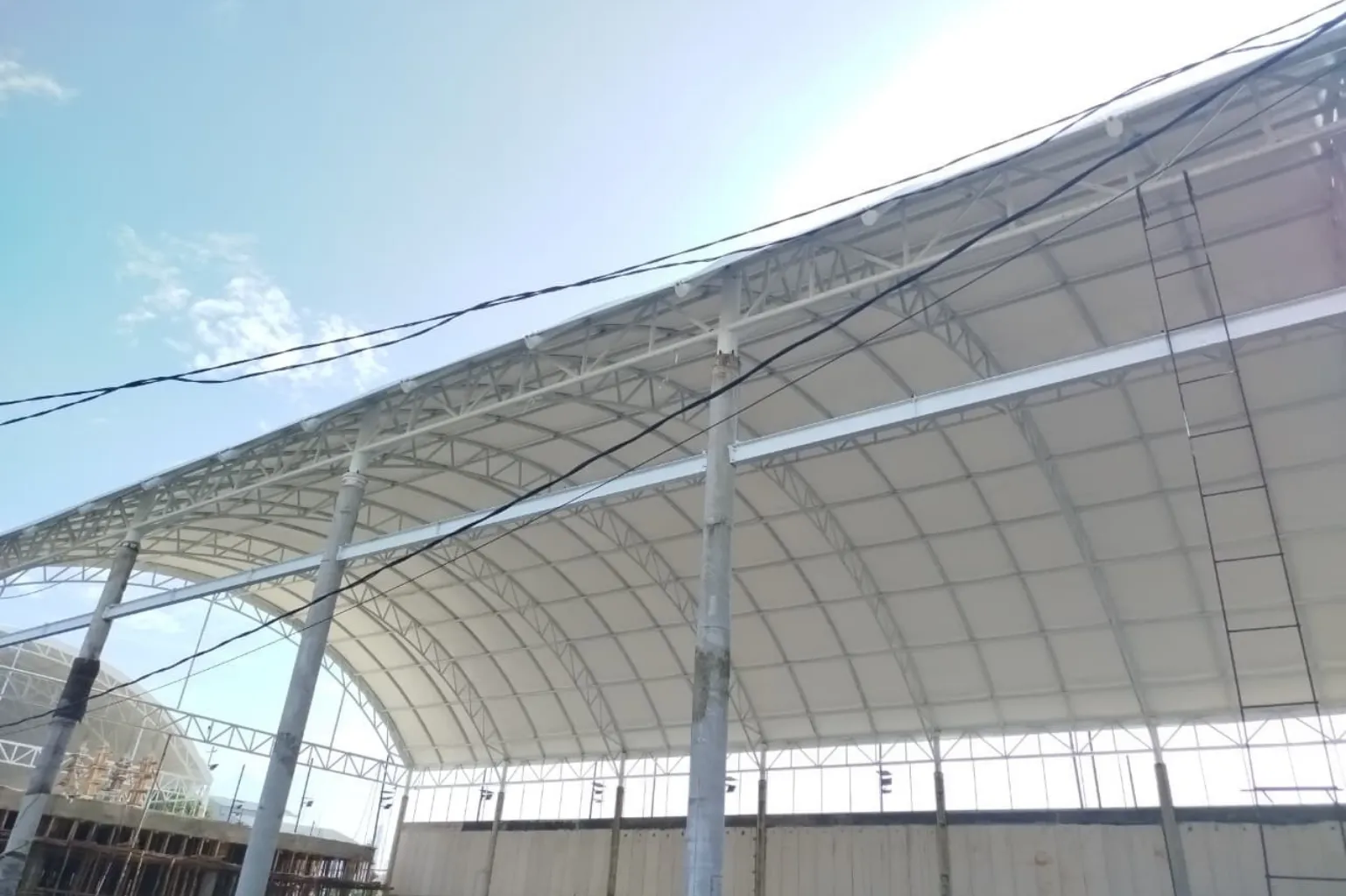 Kanopi Membran Lapangan Padel